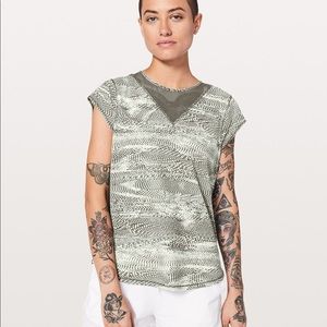 Lululemon For The Run Short Sleeve